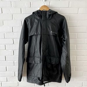 Columbia Sportswear Raincoat in black, Men’s size Medium.